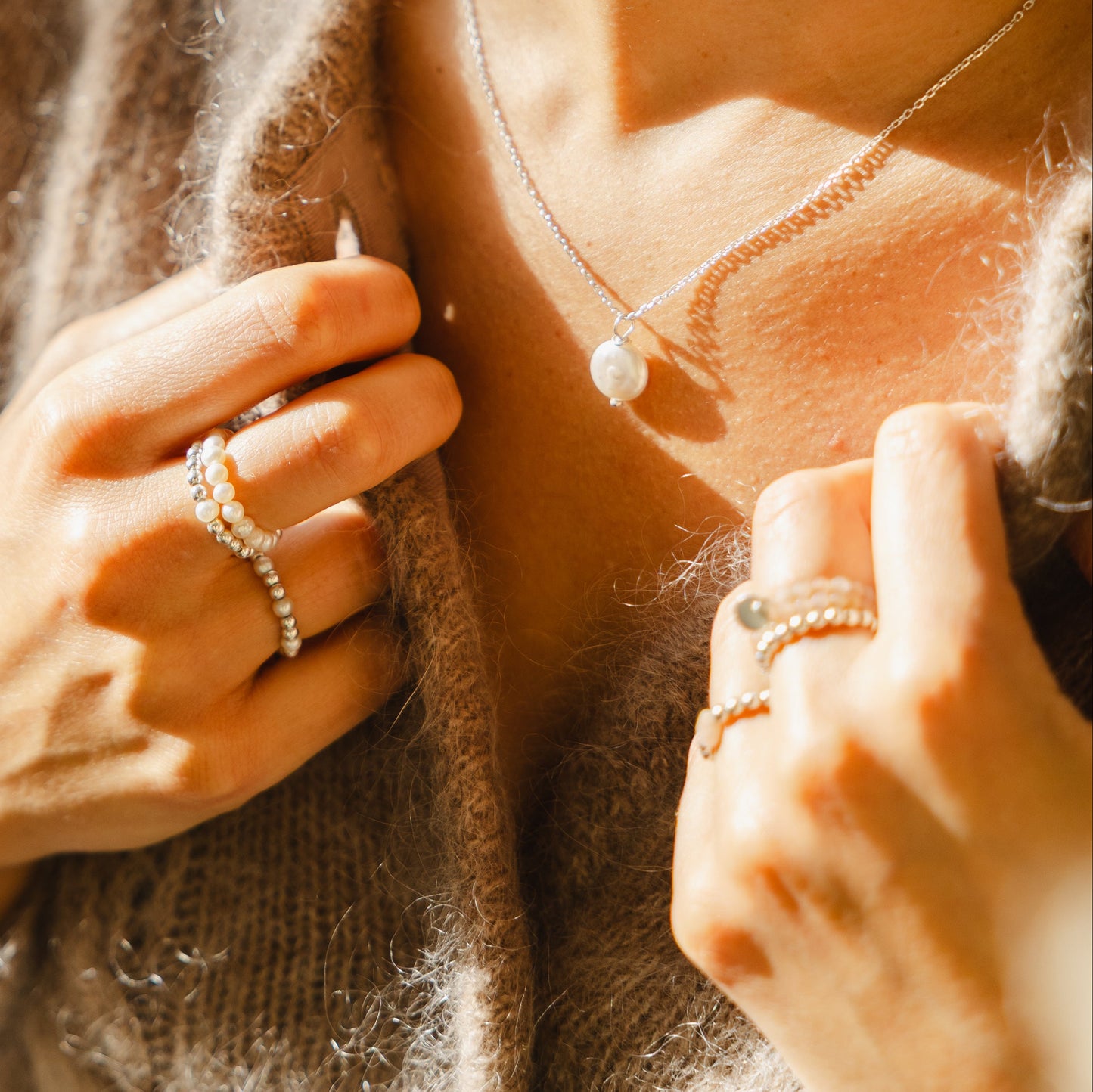 Collier perle d'eau douce plate