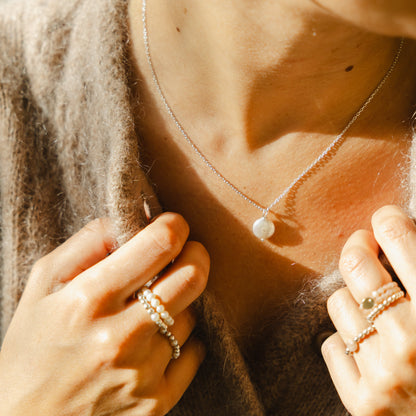 Collier perle d'eau douce plate