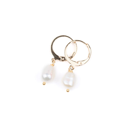 Boucles d'oreilles dormeuses perles d'eau douce