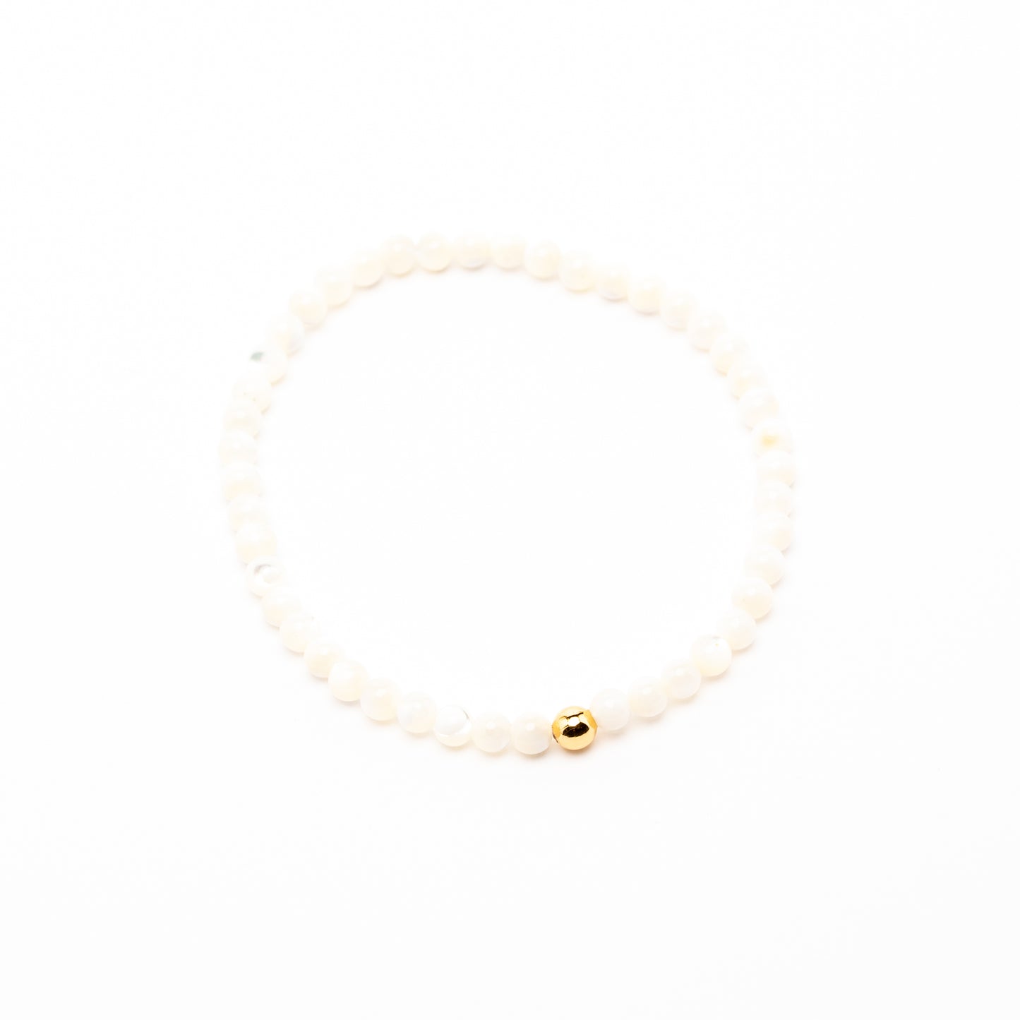 Bracelet nacre plaqué or – bijou délicat
