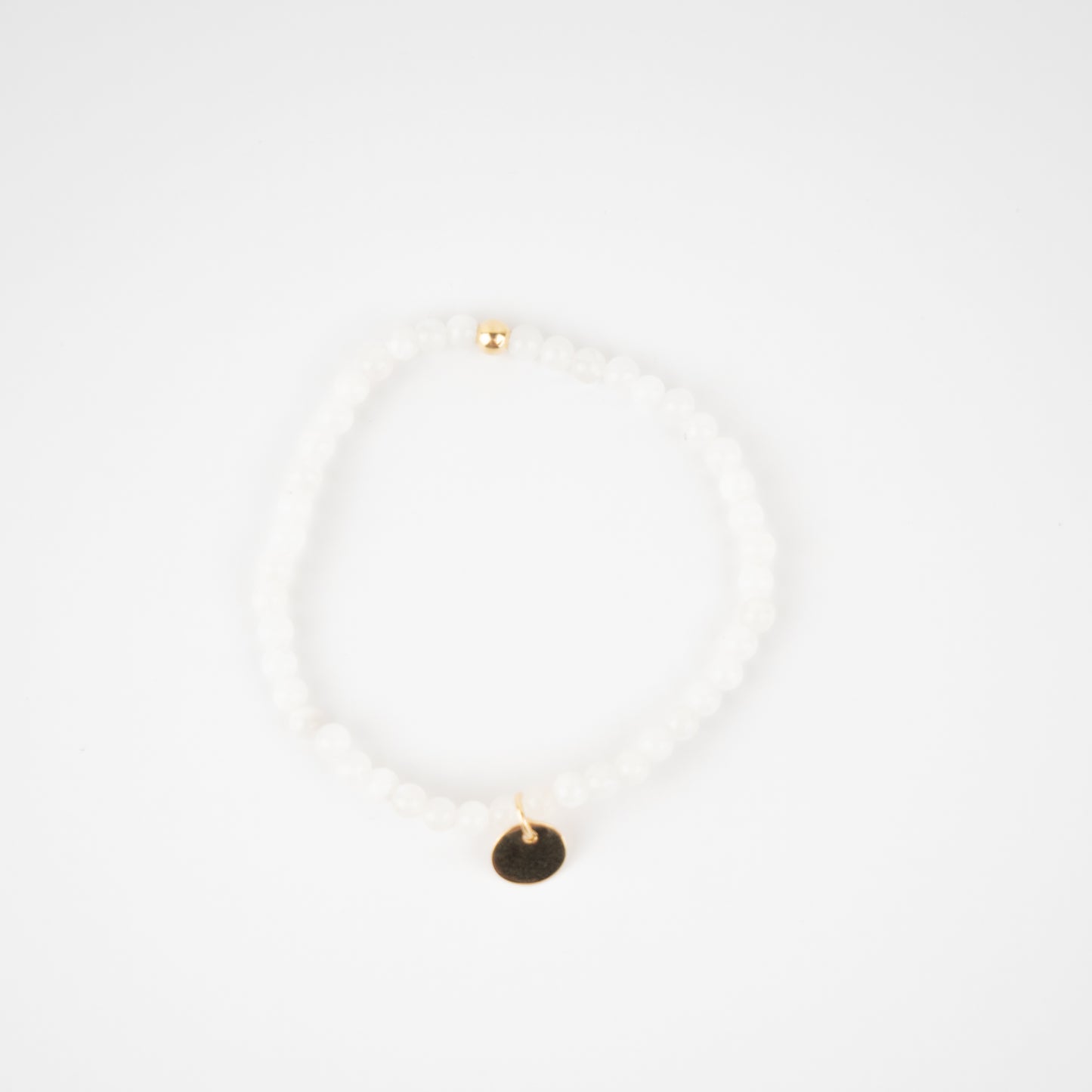 Bracelet en pierre de lune et médaille – pierres naturelles
