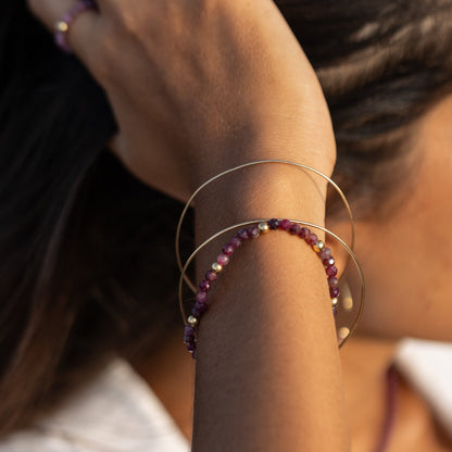 Composition bracelet Rubis & joncs – bijoux assortis